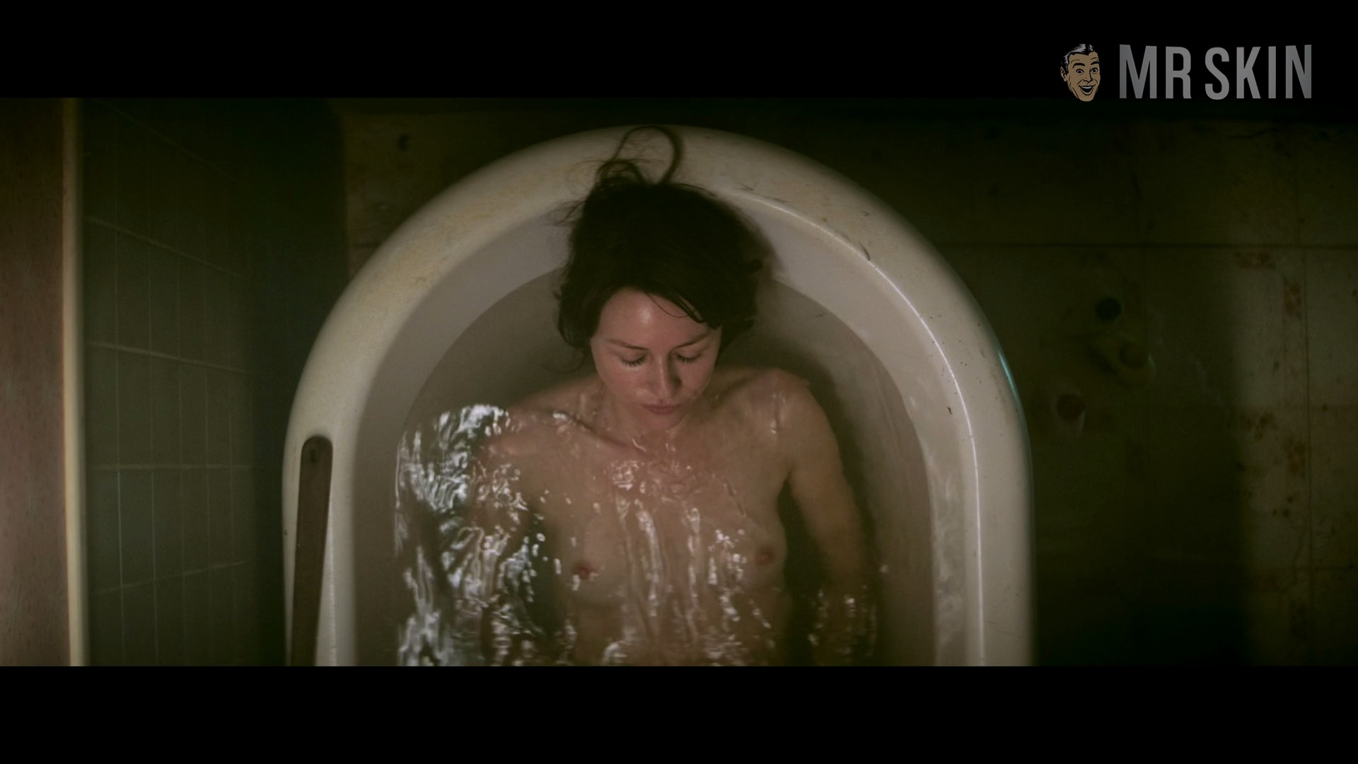 Naomi Watts in The Wolf Hour (2020) Breasts Breasts Butt 301761