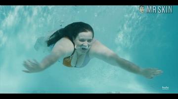 Aidy Bryant, Lolly Adefope, Melanie Field in Shrill (2019-2021) Sexy Bikini Bikini Lesbian 280122