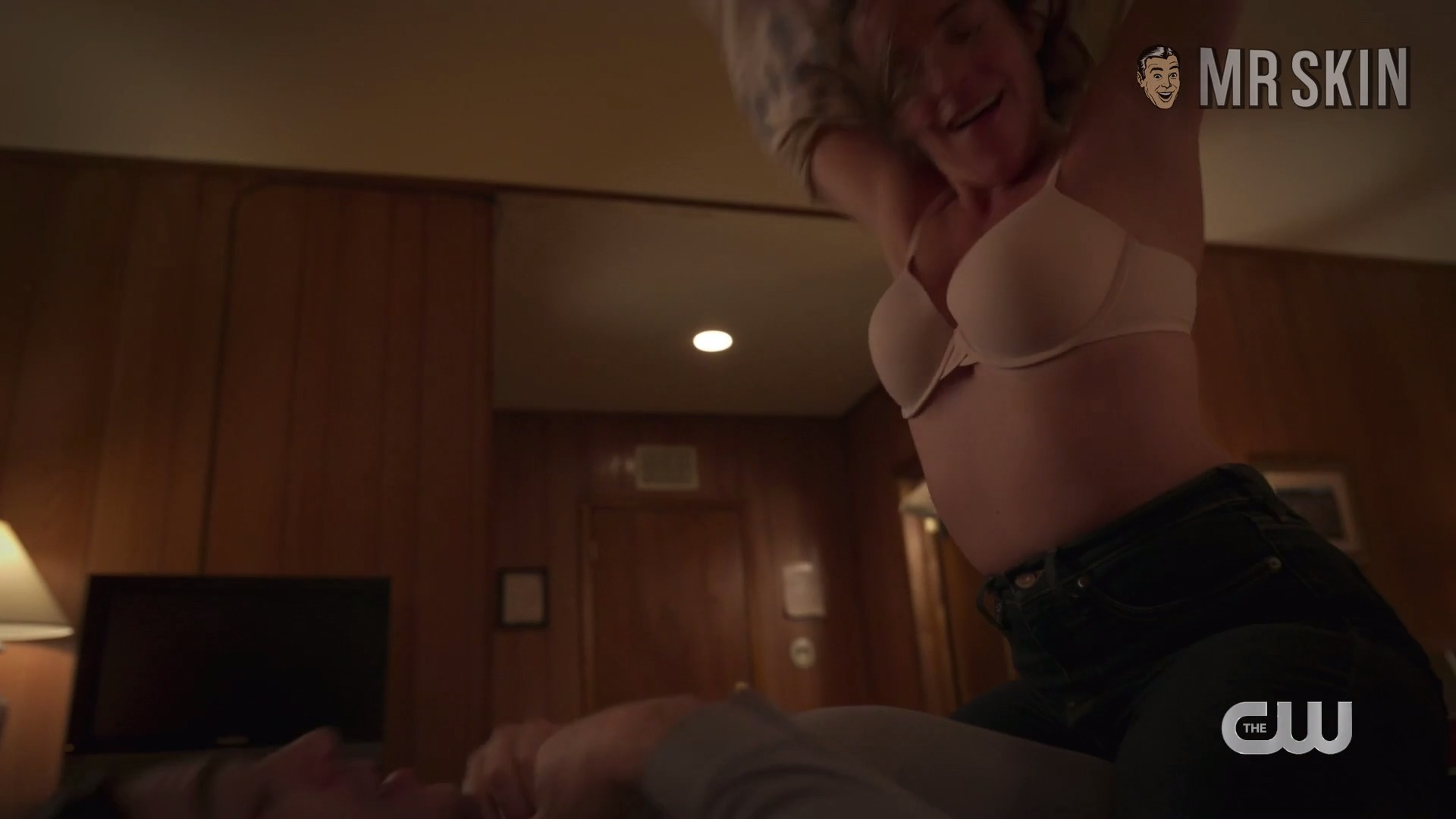 Sexiest Scenes of Hannah from In the Dark. Underwear, lesbian, sexy. 324821