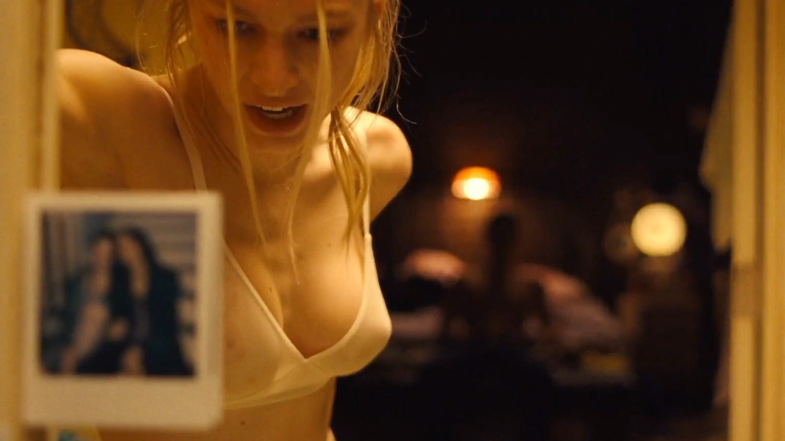 Hottest Hunter Schafer Scene in Euphoria. Sexy, Underwear, breasts, lesbian. 317762