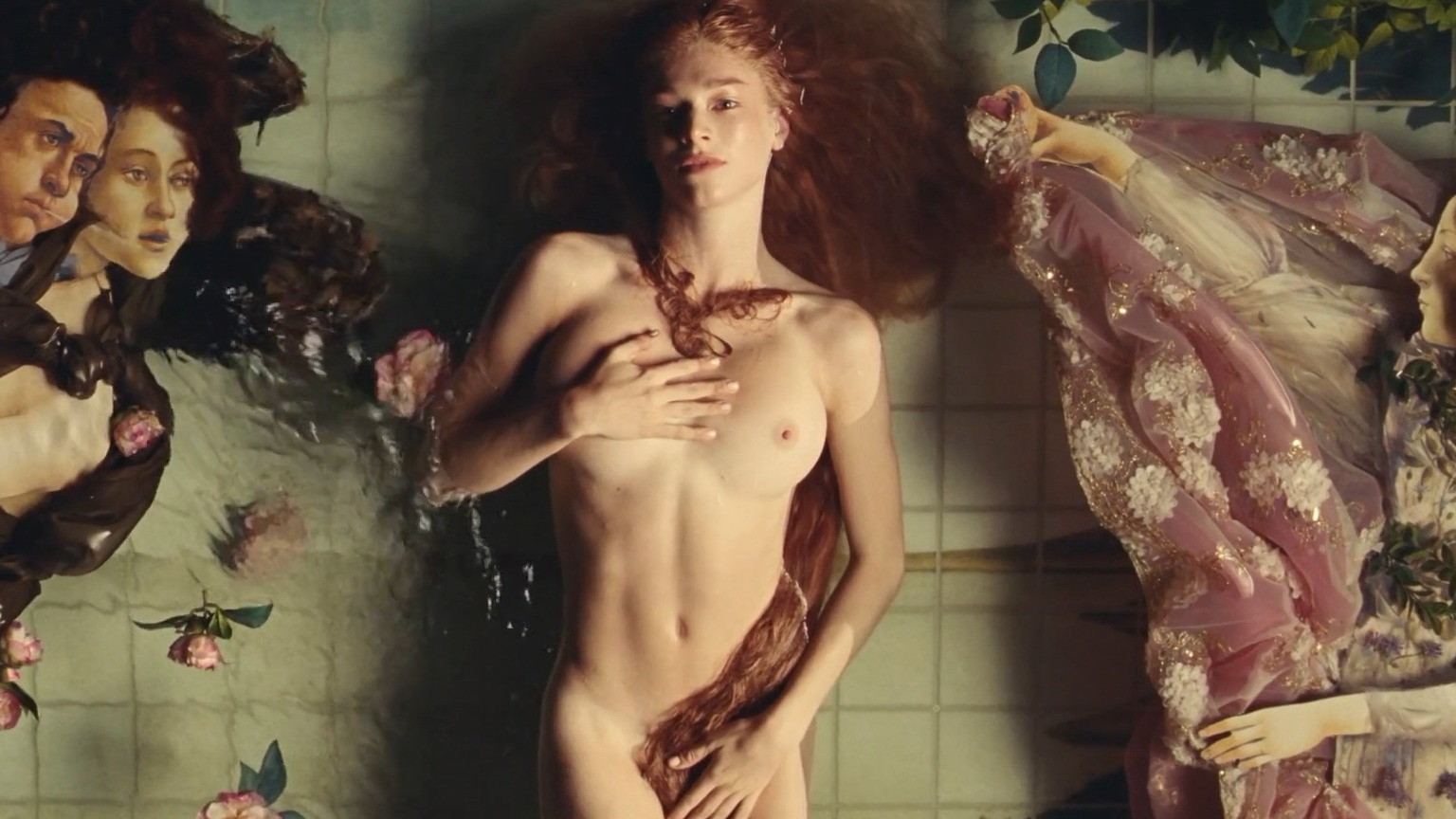 Nudes of Jules Vaughn from Euphoria. Lesbian, Sexy, Breasts, right breast, thong. 334794