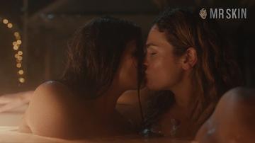 Anna Drijver, Elise Schaap in Undercover (2019-2021) Lesbian Underwear Breasts Butt 283221