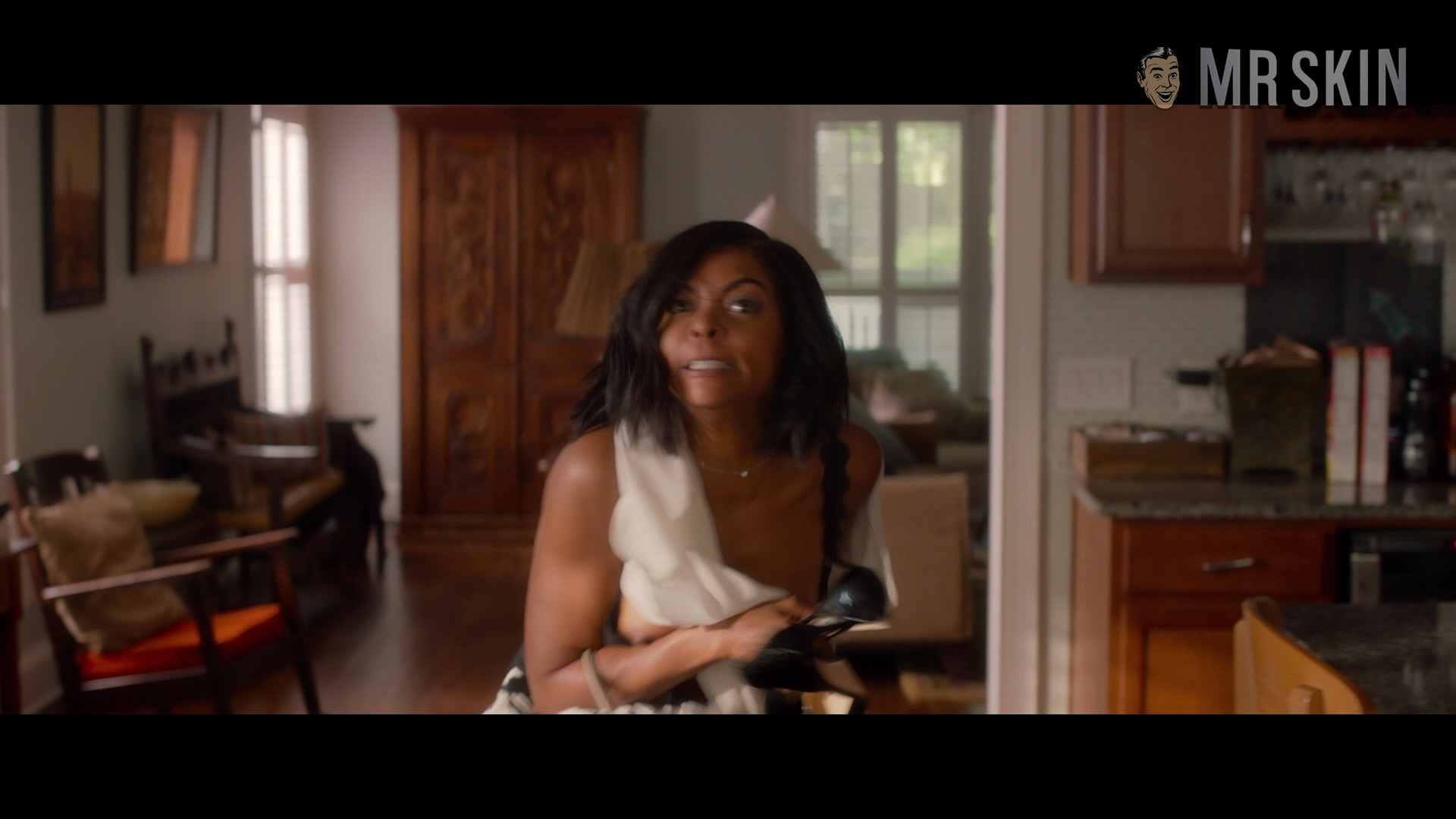 Taraji P. Henson in What Men Want (2019) Right Nipslip Breasts Right Nipslip 283494