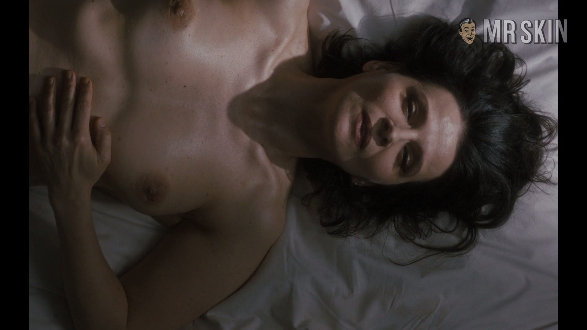 Juliette Binoche Naked as Isabelle. Breasts, butt, sexy. 284361