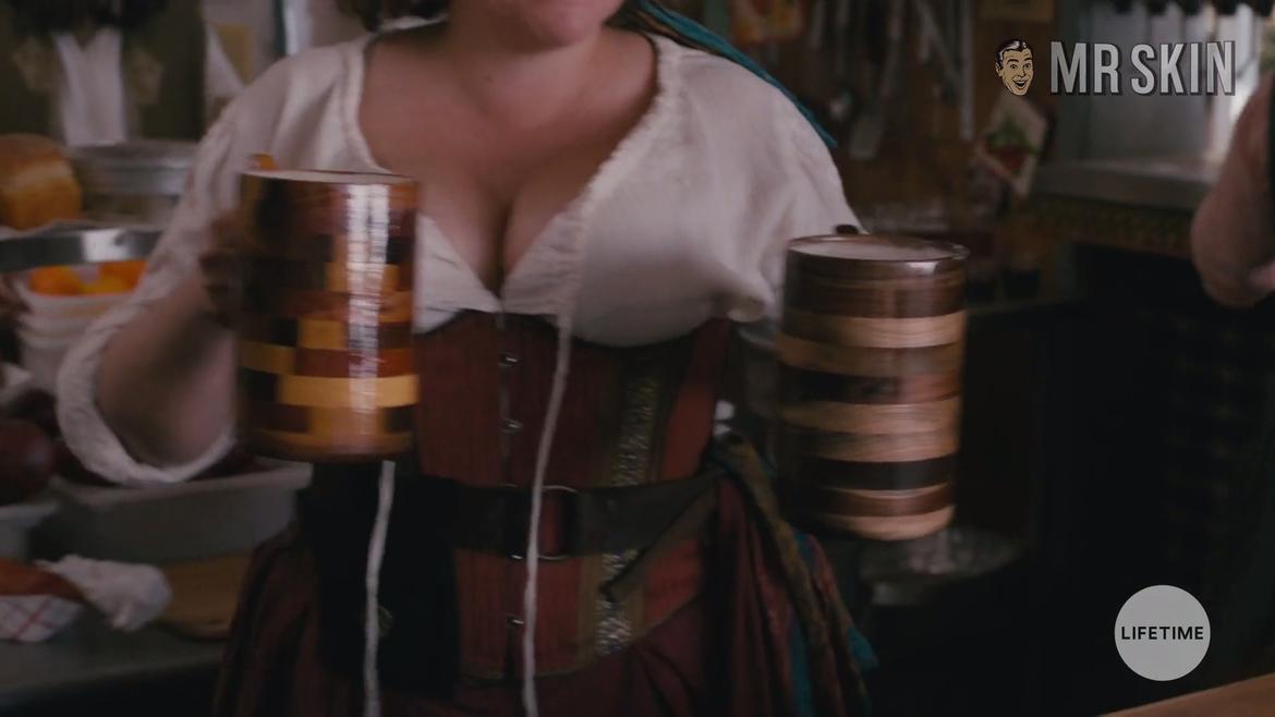 Georgia Flood, Roberta Valderrama in American Princess (2019) Sexy Sexy Underwear 284862