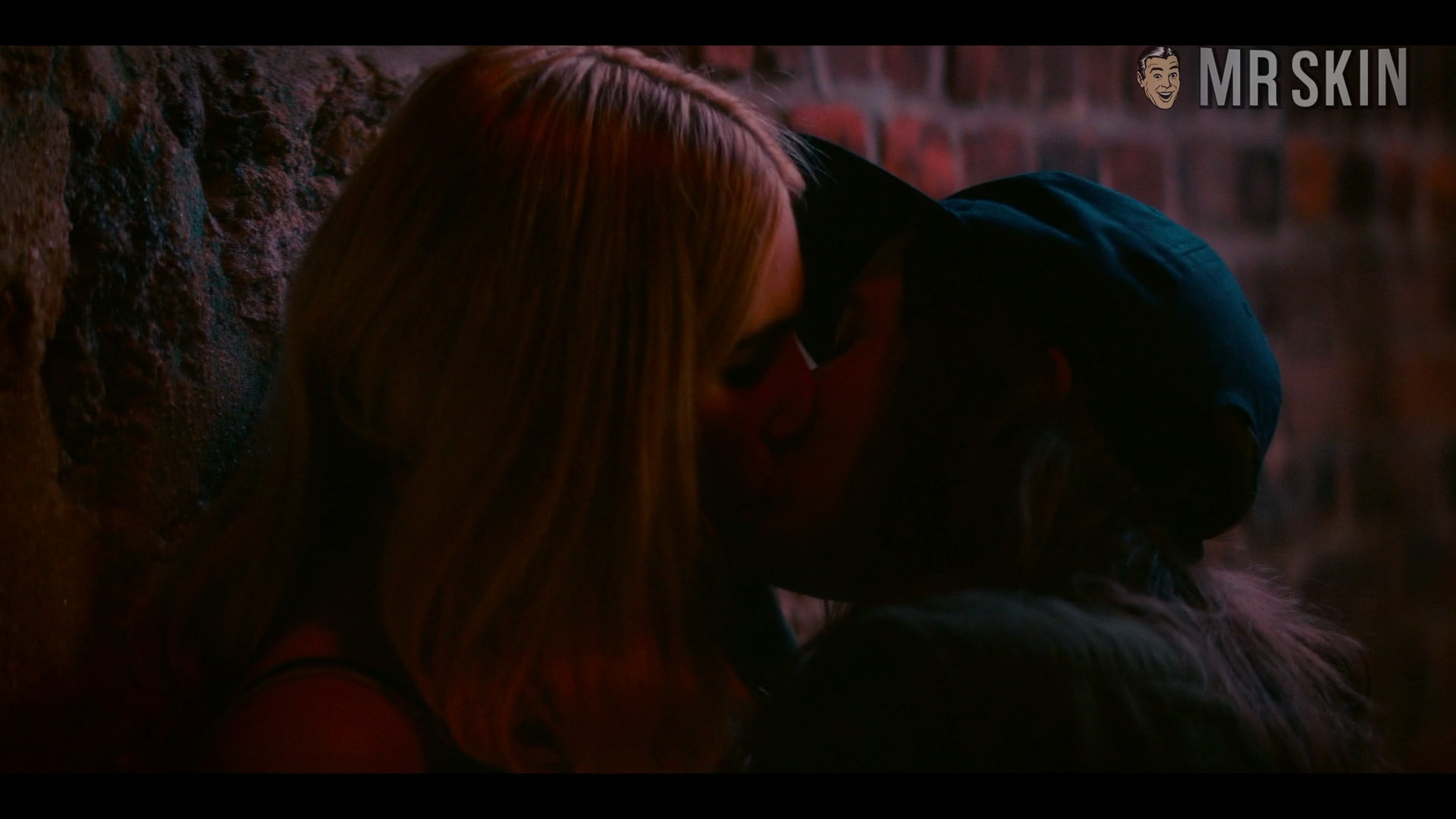 Tales of the City's Sexiest Scenes with Elliott Page. Lesbian, breasts, sexy. 285072