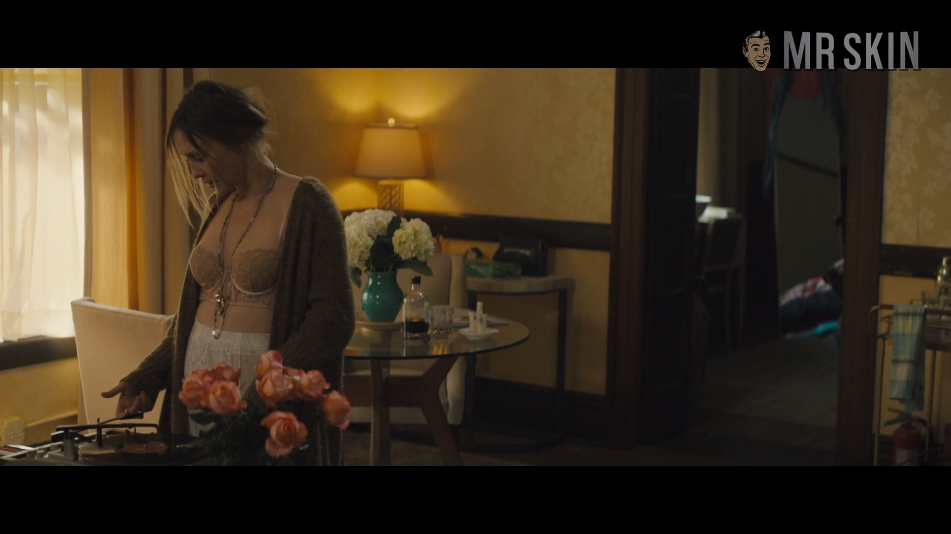 Vera Farmiga in Captive State (2019) Underwear Sexy Sexy Underwear 285417