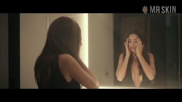 Emily Ratajkowski in Lying and Stealing (2019) Sexy Sexy Underwear 287256