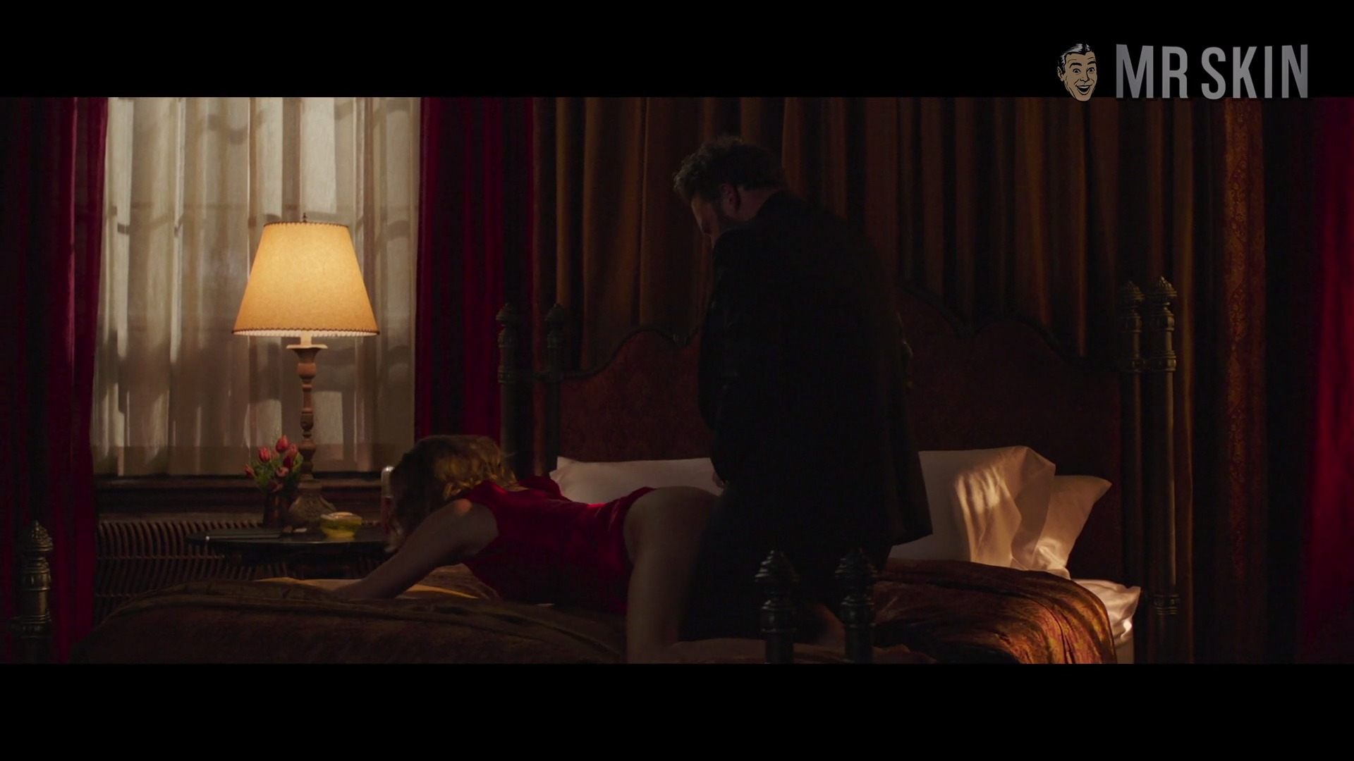 Charlize Theron in Long Shot (2019) Sexy Sexy 288318