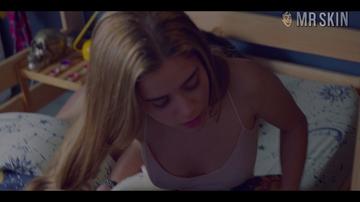 The Hockey Girls's Sexiest Scenes with Júlia Gibert. Sexy, Underwear, breasts, right breast. 291636