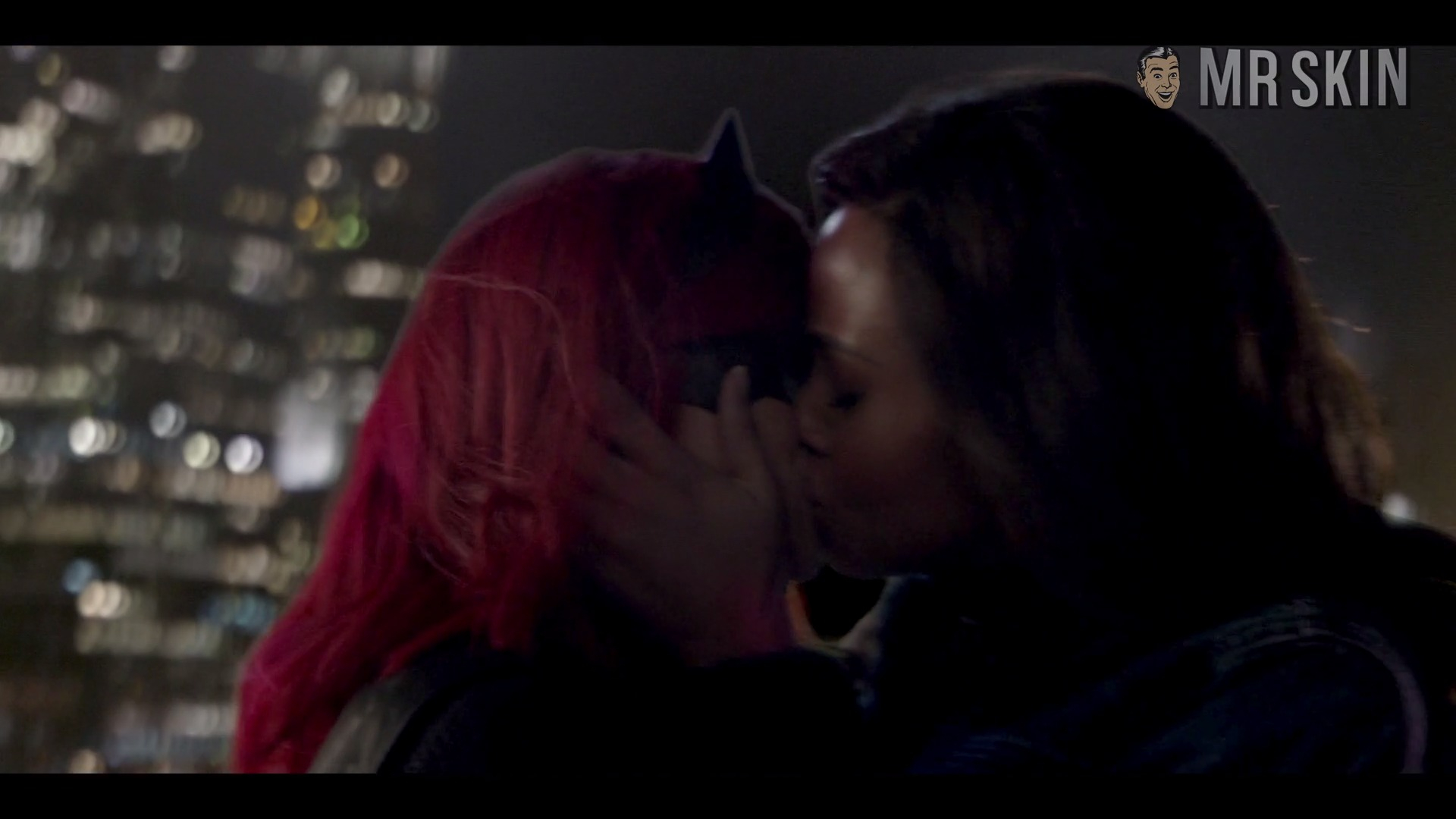 Hottest Kate Kane / Batwoman Scenes. Lesbian, sexy, underwear. 300897