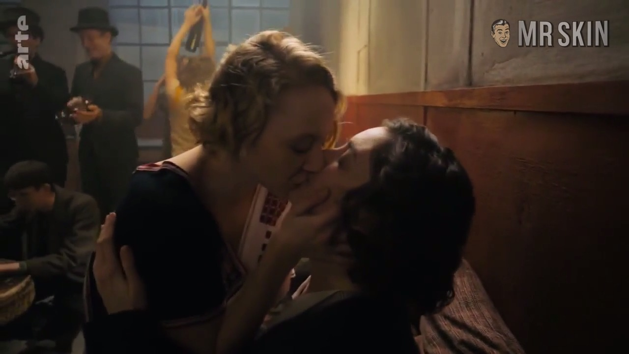 Bauhaus - A New Era's Sexiest Scenes with Anna Maria Mühe. Lesbian, sexy. 292791