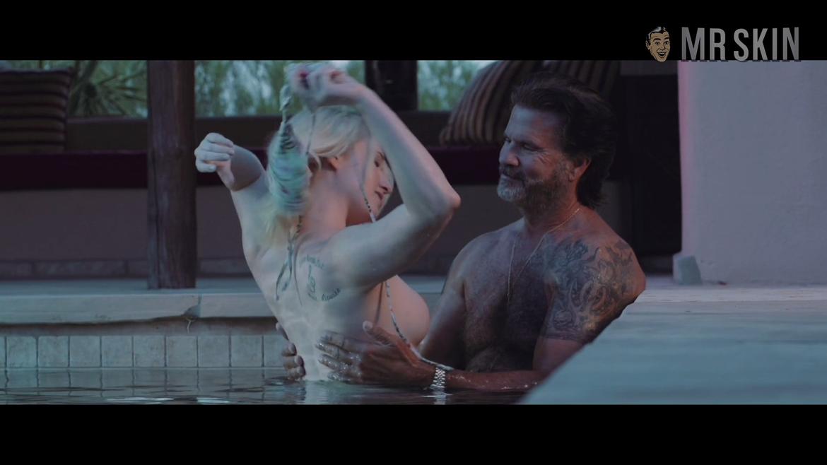 Kier Simonetta in Water (2019) Bikini Right Breast Bikini Breasts 293406