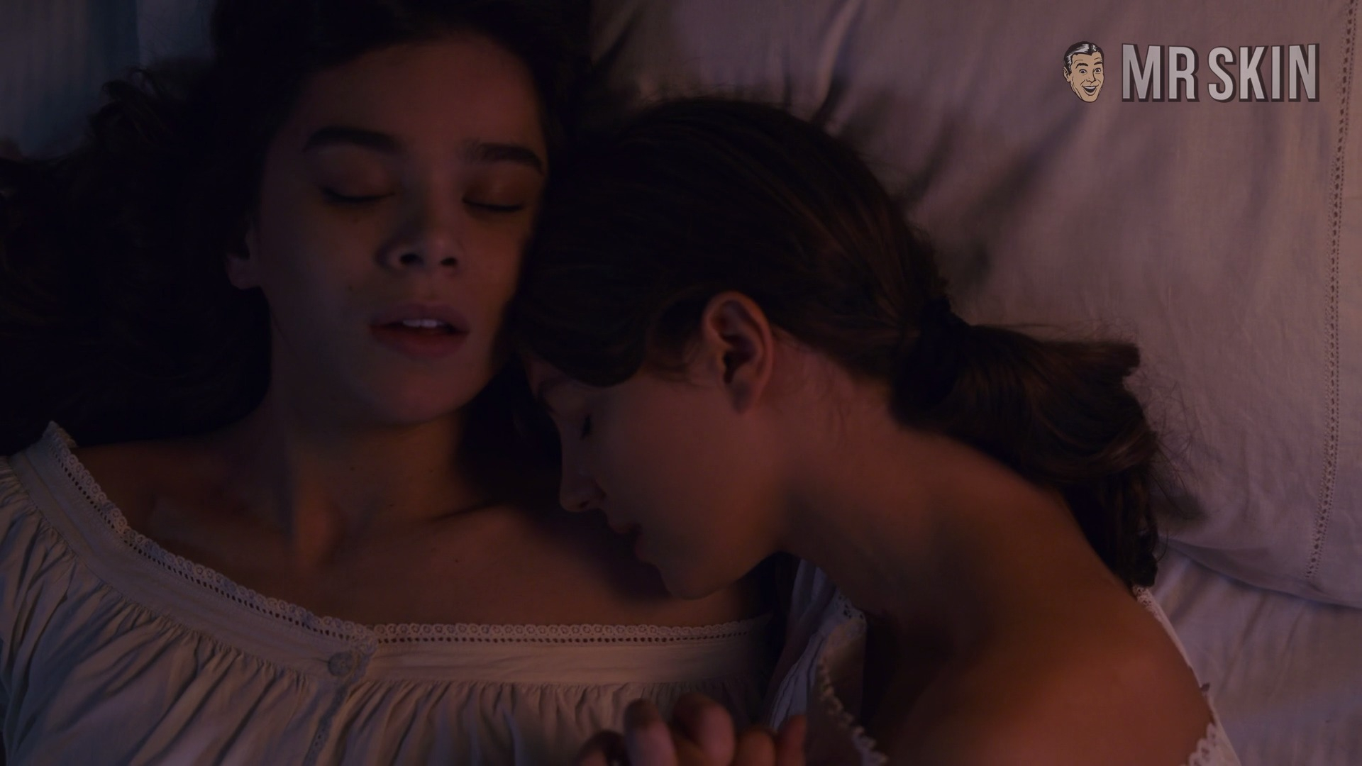 Dickinson's Sexiest Scenes with Ella Hunt. Lesbian, Sexy. 294792