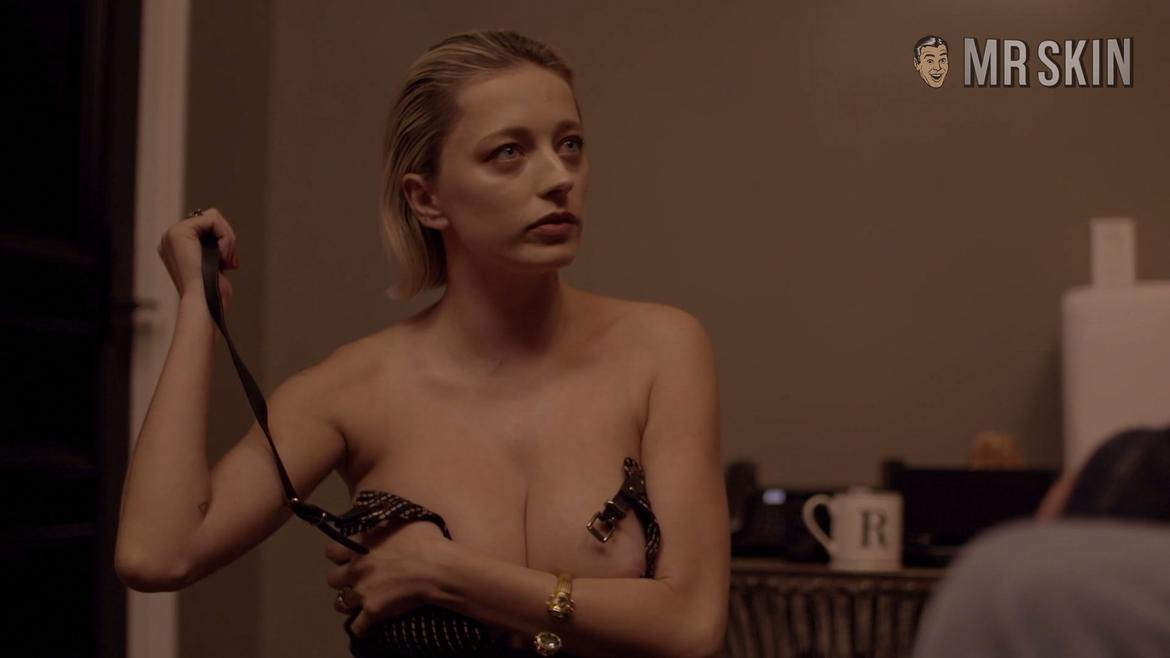 Caroline Vreeland in Red Handed (2019) Breasts Left Breast Left Nipslip Nipslip Breasts Left Breast 296604