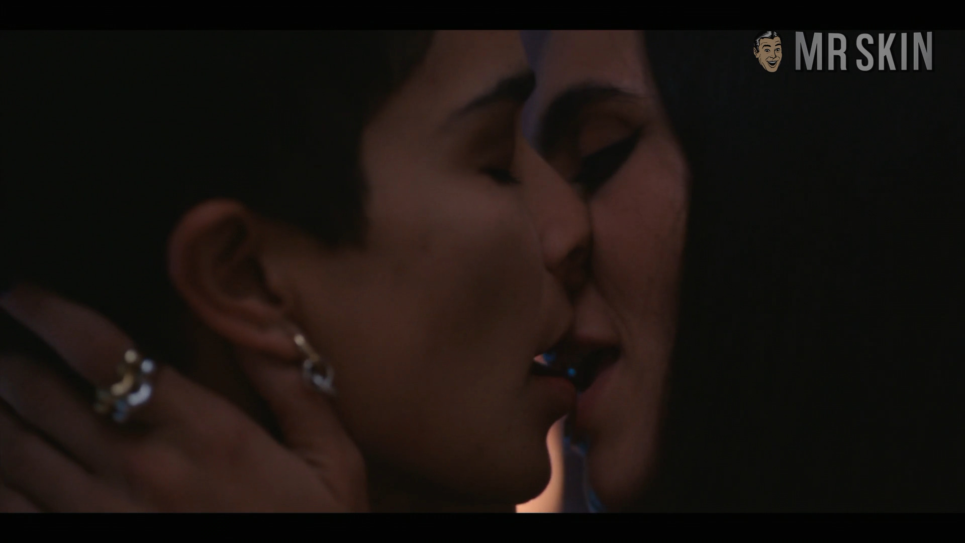 The L Word: Generation Q's Sexiest Scenes with Arienne Mandi. Lesbian, breasts, butt. 342066
