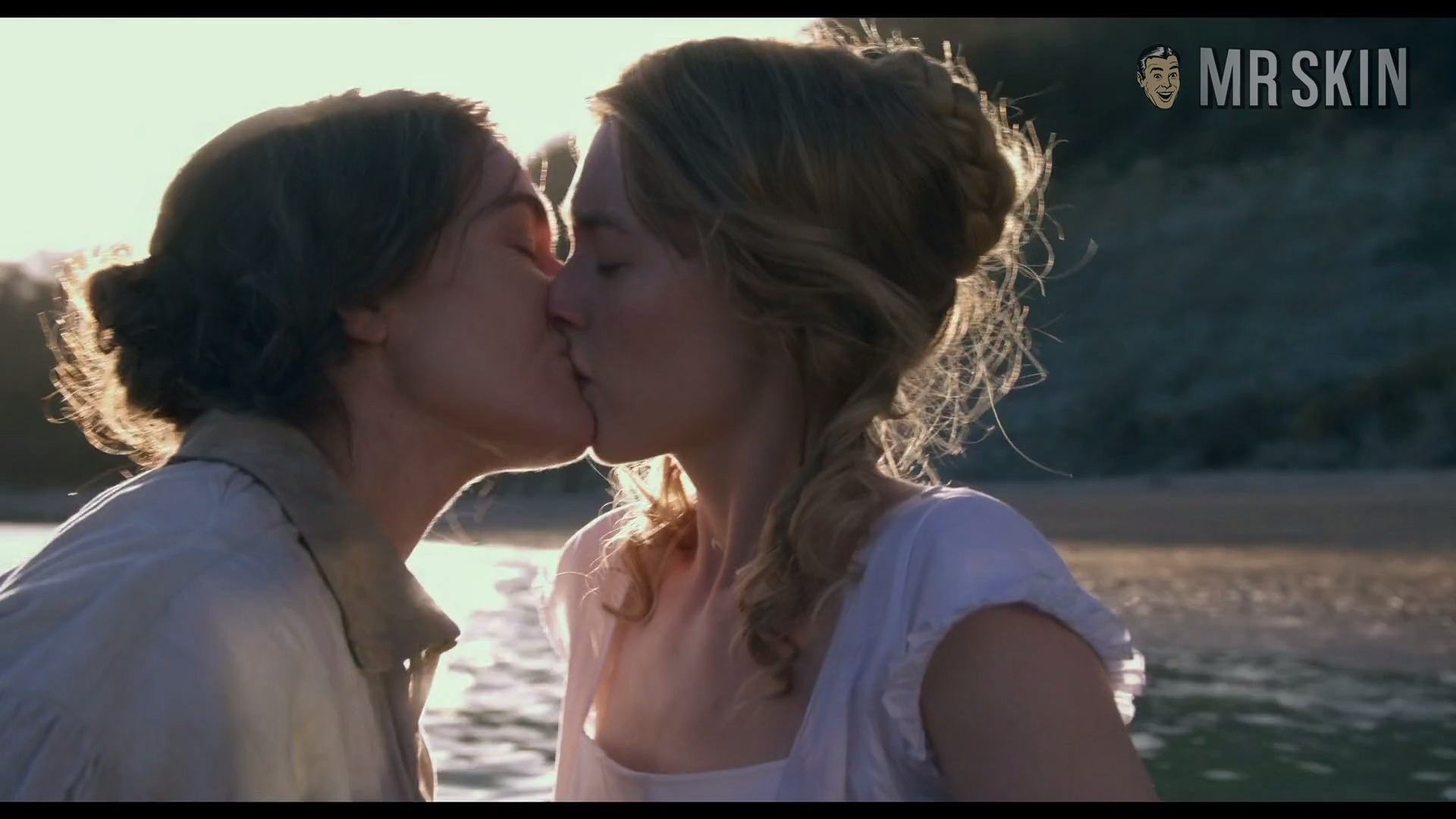 Sexiest Scenes of Mary Anning from Ammonite. Lesbian, Sexy, breasts, butt. 315335