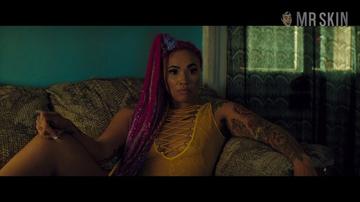 Jodie Turner-Smith, Melanie Halfkenny in Queen & Slim (2019) Underwear Sexy Thong Breasts Sexy 301728