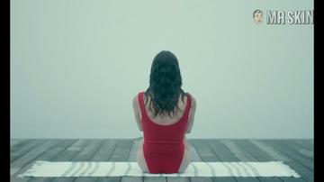 Aubrey Plaza in Black Bear (2020) Bikini Sexy Bikini Butt 315356