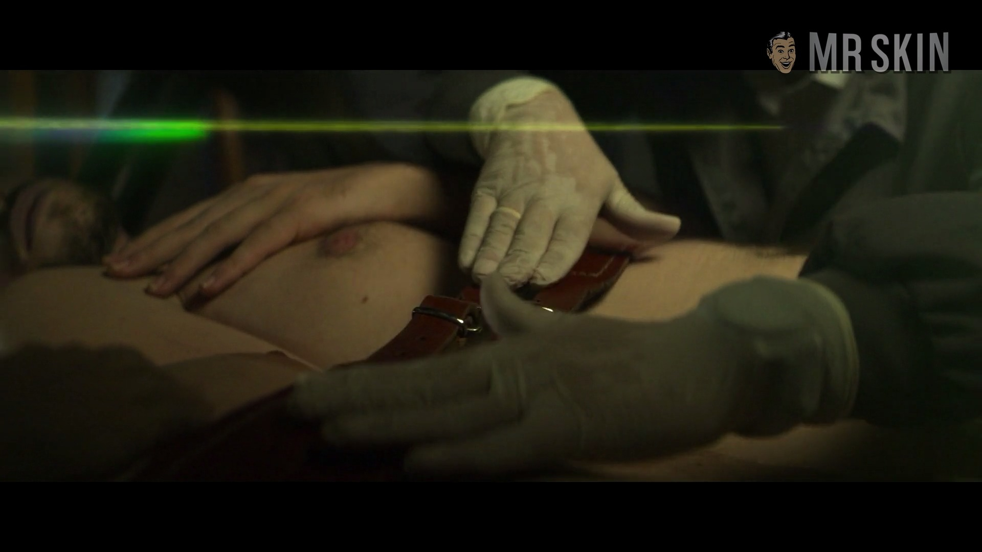 Nudes of Chica desnuda (30) from Twin Murders: The Silence of the White City. Breasts. 301632