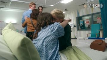 Mae Martin, Charlotte Ritchie in Feel Good (2020-2021) Lesbian Sexy Breasts Butt 302334