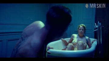 Suzanne Clément in Vampires (2020) Breasts Underwear Breasts Lesbian 302397