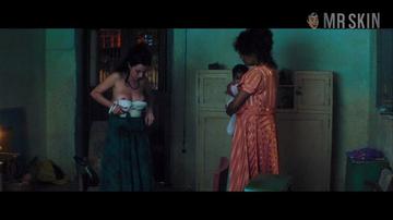 Julia Stockler in Invisible Life (2019) Breasts Breasts Sexy 303060