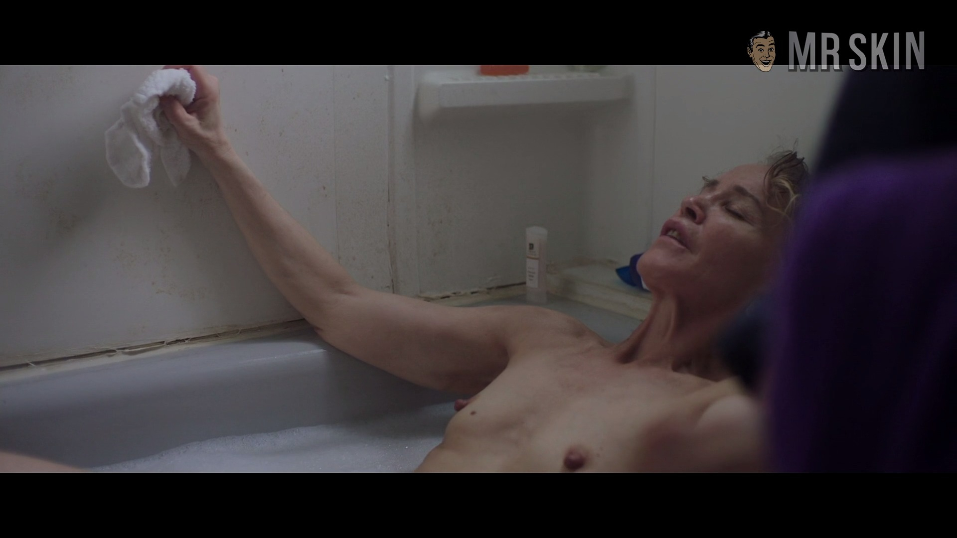 Felicity Huffman in Tammy's Always Dying (2019) Breasts Butt Breasts Butt 304950