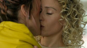 Teresa Riott, Mima Riera in Valeria (2020-2025) Lesbian Breasts Butt 352358