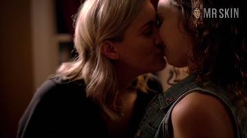 Rachel Paulson, Julia Eringer, Kari Alison Hodge in Good Kisser (2019) Lesbian Lesbian Sexy 306021
