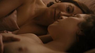 Juliet Rylance, Jen Tullock in Perry Mason (2020-2023) Breasts Lesbian Breasts Butt 343568