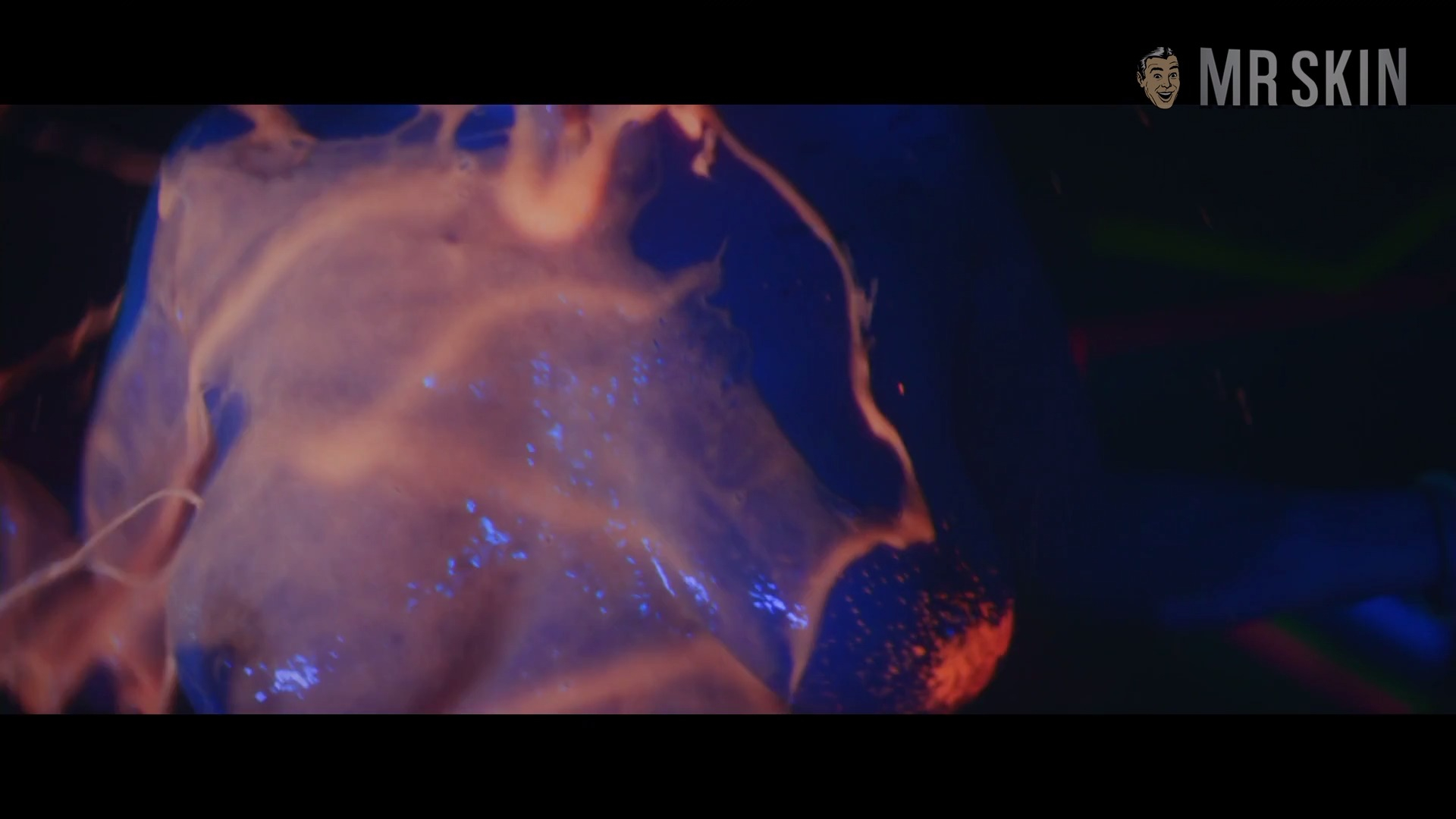 Hottest  Scenes. 307857