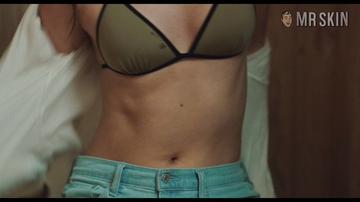 Liana Liberato in The Beach House (2020) Bikini Underwear Bikini Sexy 308781