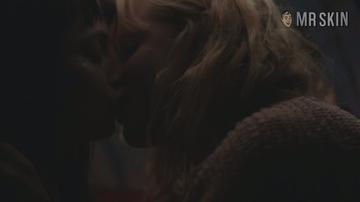 Tallie Medel, Betsy Holt in Jules of Light and Dark (2018) Lesbian Underwear Breasts Breasts Lesbian 311543