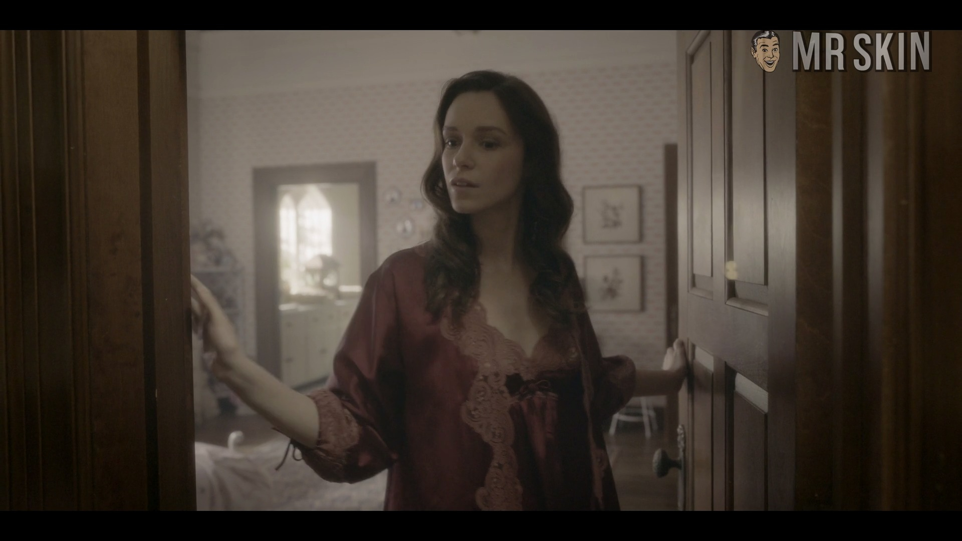 Hottest Alex Essoe Scene in The Haunting of Bly Manor. Sexy, Underwear. 313184
