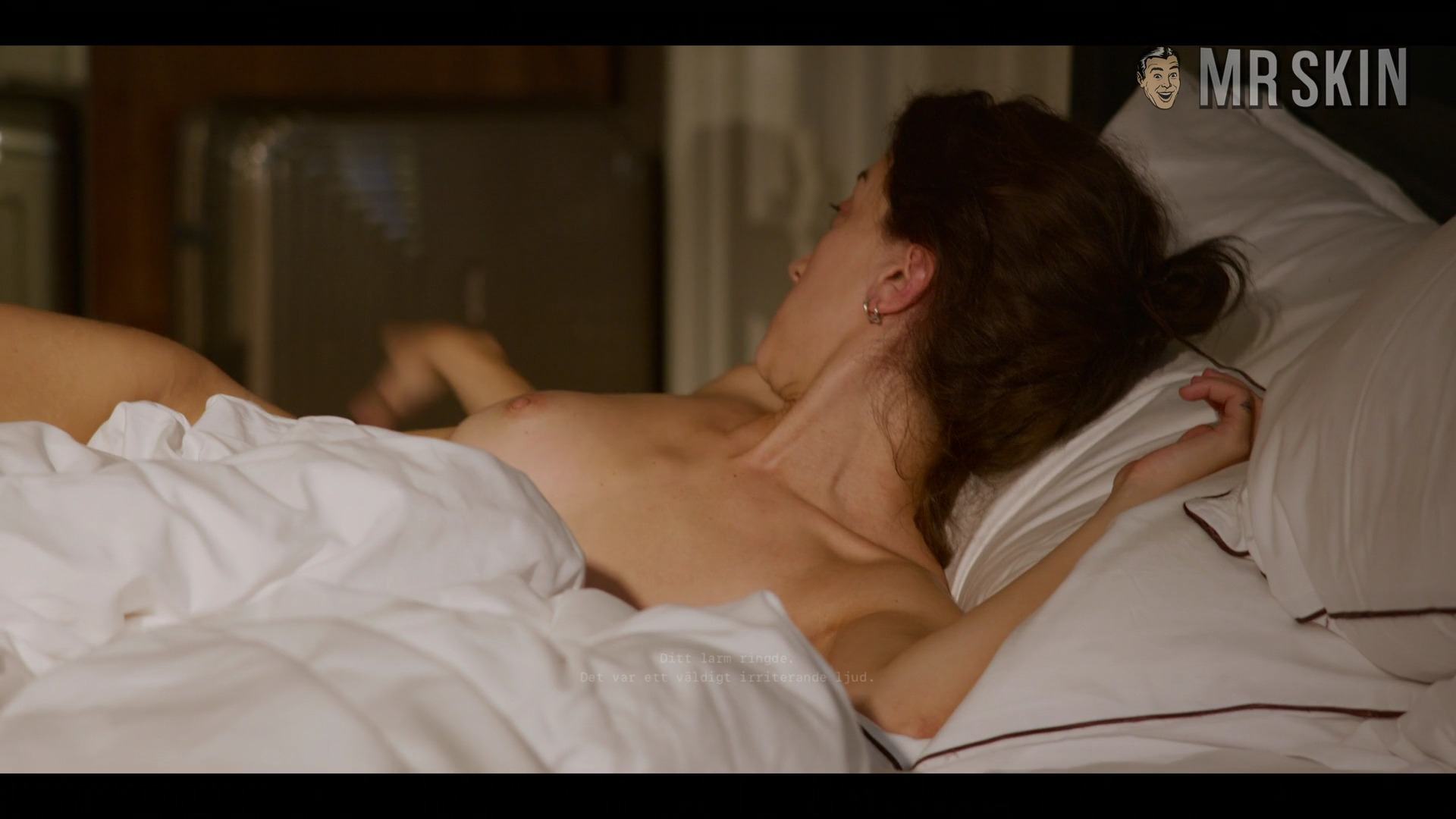 Gizem Erdogan Naked in Love & Anarchy. Breasts, butt, left breast. 340051