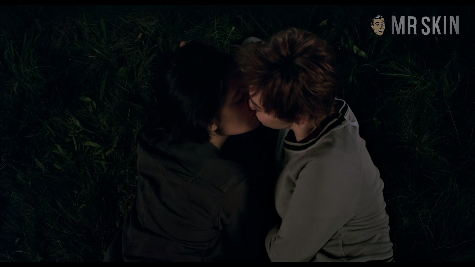 Hottest Blu Hunt Scene in The New Mutants. Lesbian, sexy. 314690