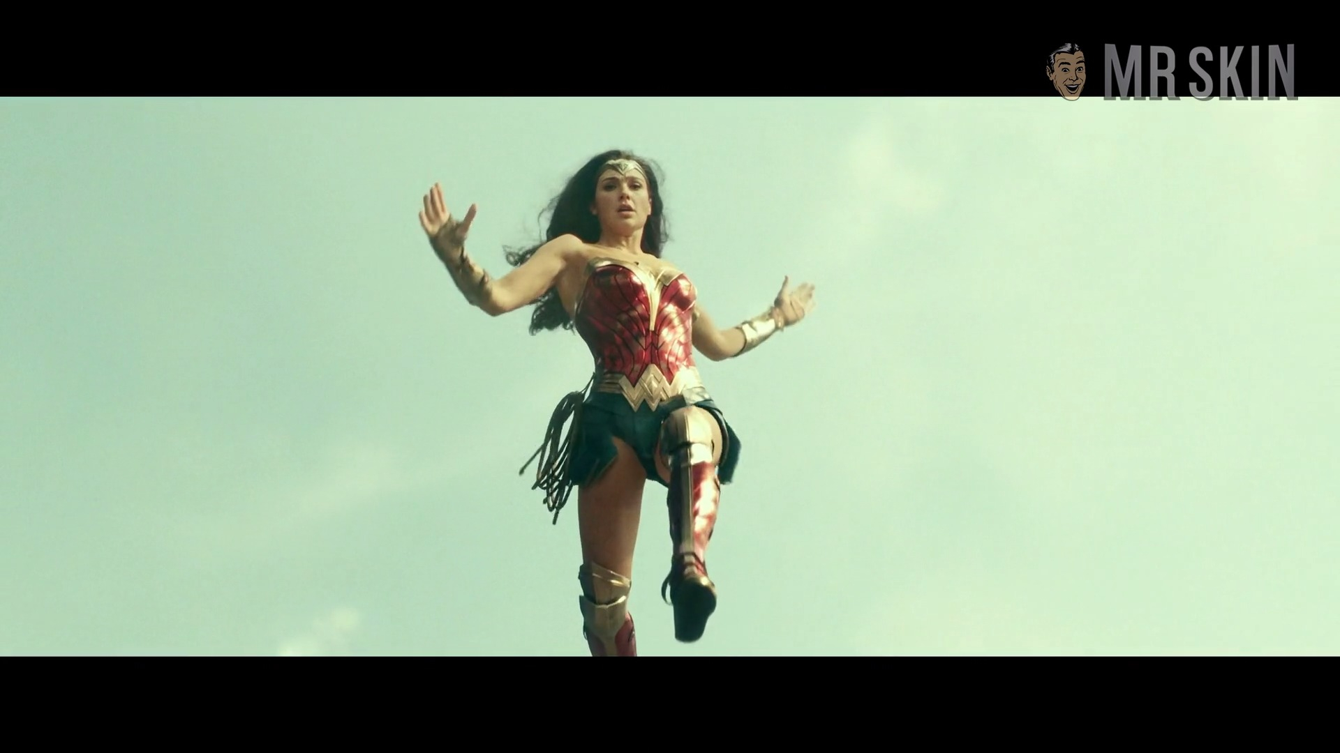Sexiest Scenes of Diana Prince / Wonder Woman from Wonder Woman 1984. Sexy. 316511