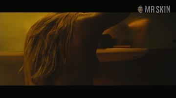 Oksana Akinshina in Sputnik (2020) Sexy Sexy 318035