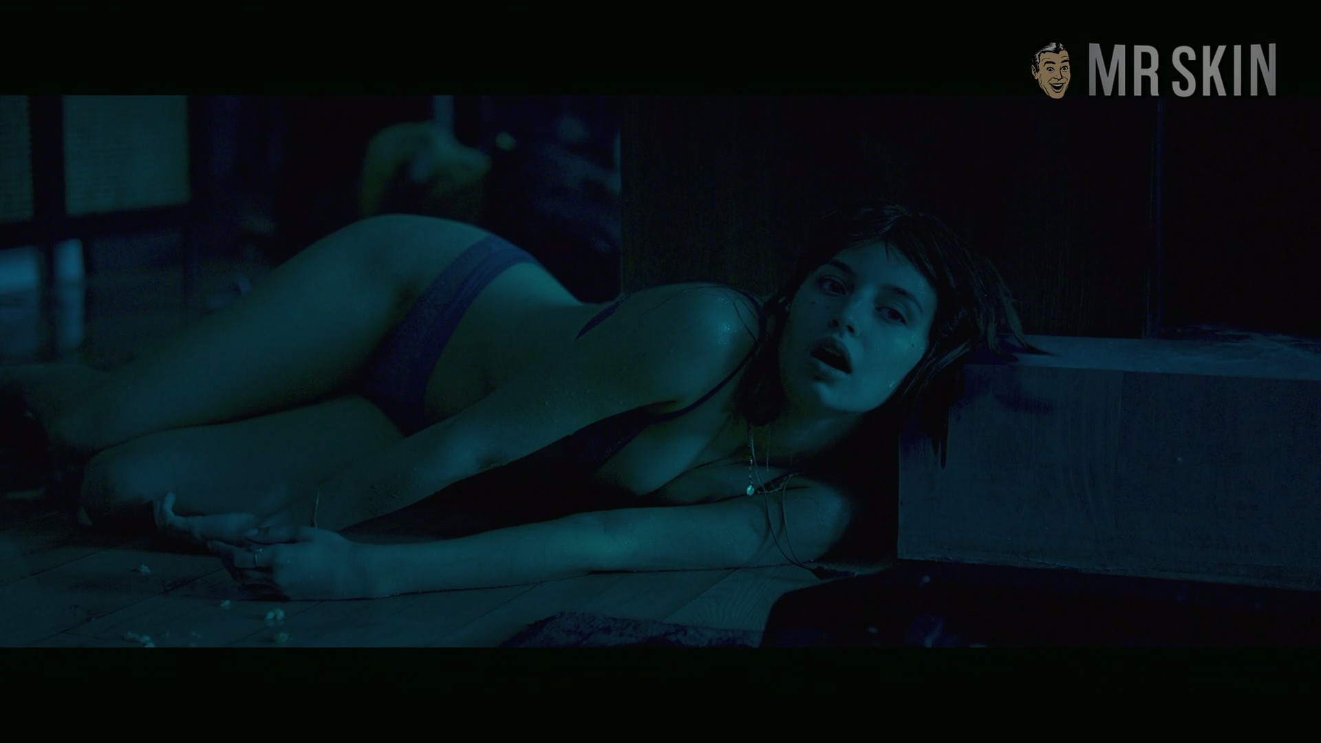 Hottest Julia Wieniawa-Narkiewicz Scene in All My Friends Are Dead. Underwear, breasts, butt. 318140