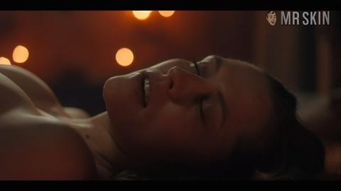 Sexiest Scenes of Diana Bishop from A Discovery of Witches. Sexy. 318755