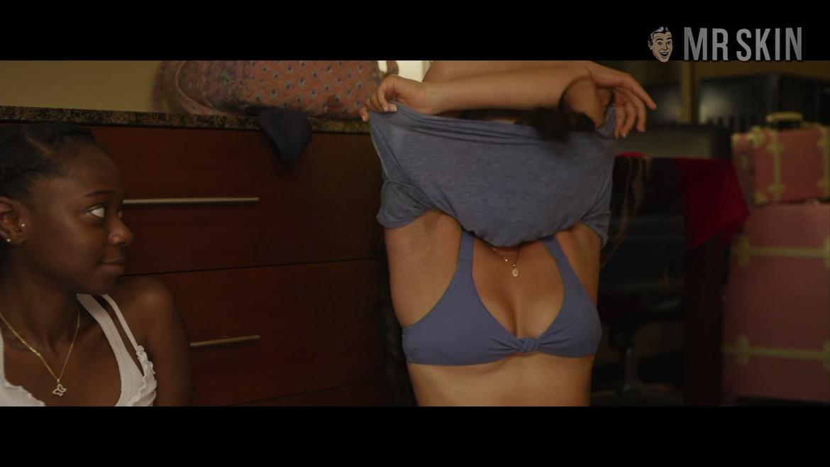 Yvette Santos in The Breakdown (2021) Sexy Underwear Lesbian Sexy 318767