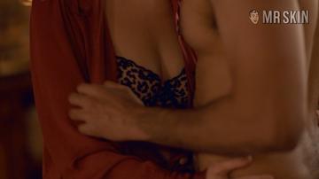 Sabrina Grdevich in Ginny & Georgia (2021-2023) Underwear Underwear 342281