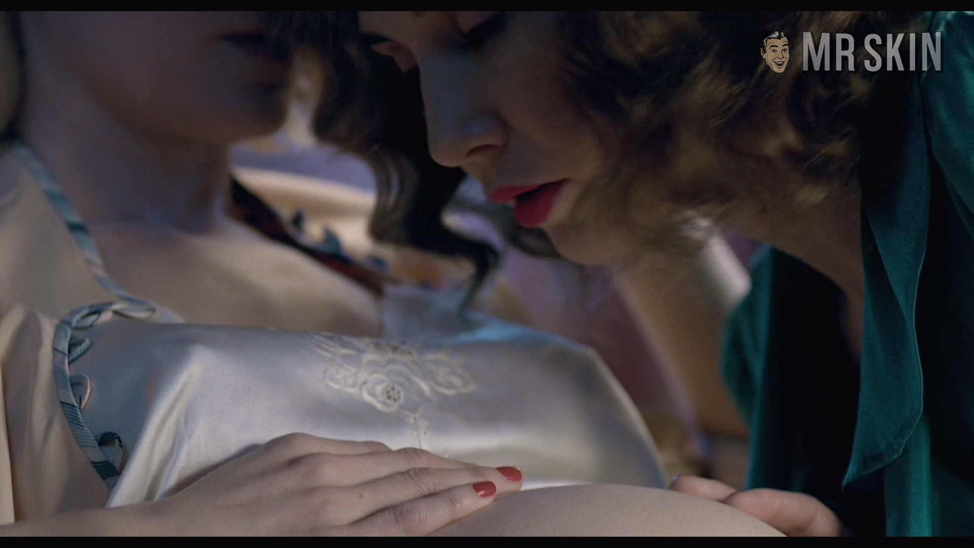 Sexiest Scenes of Liesel Landauer from The Affair. Sexy, breasts, lesbian. 319601