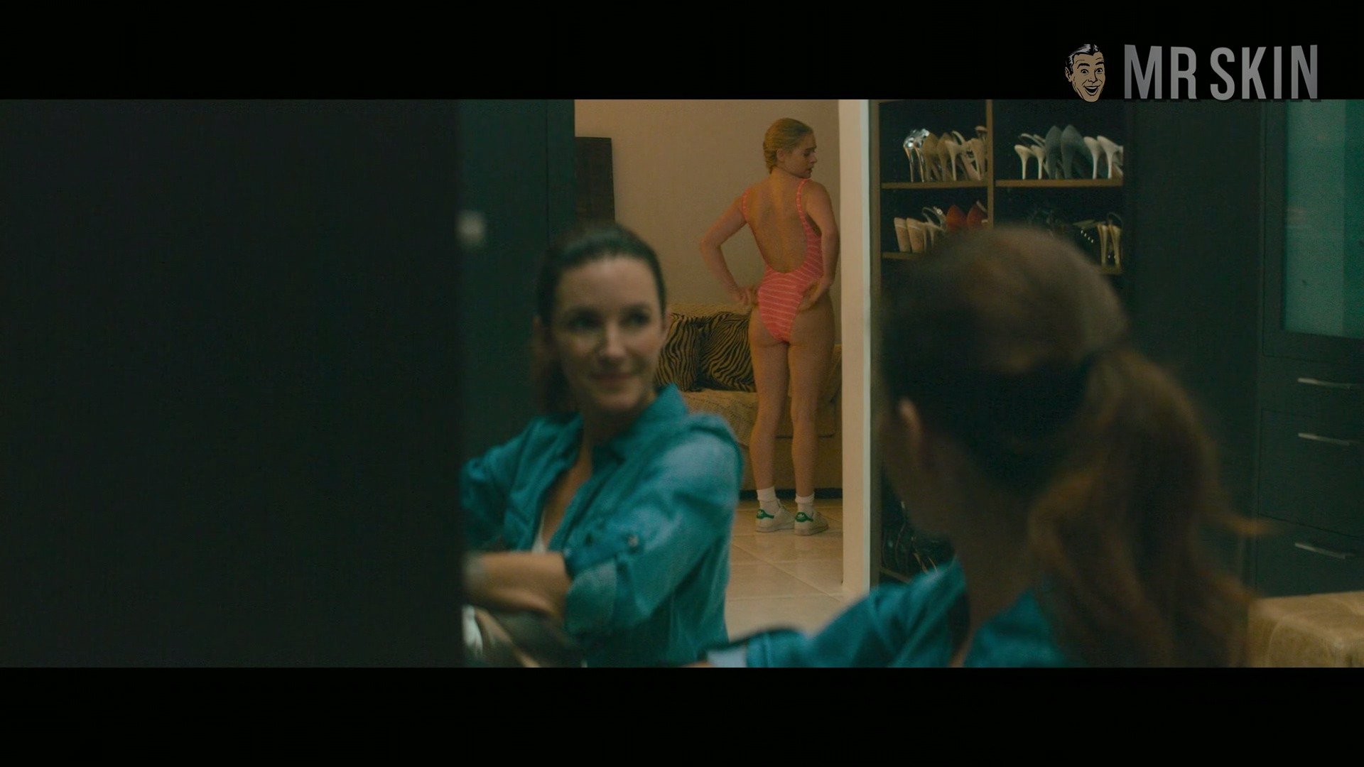 Hottest Greer Grammer Scene in Deadly Illusions. Sexy, bikini, lesbian. 320054