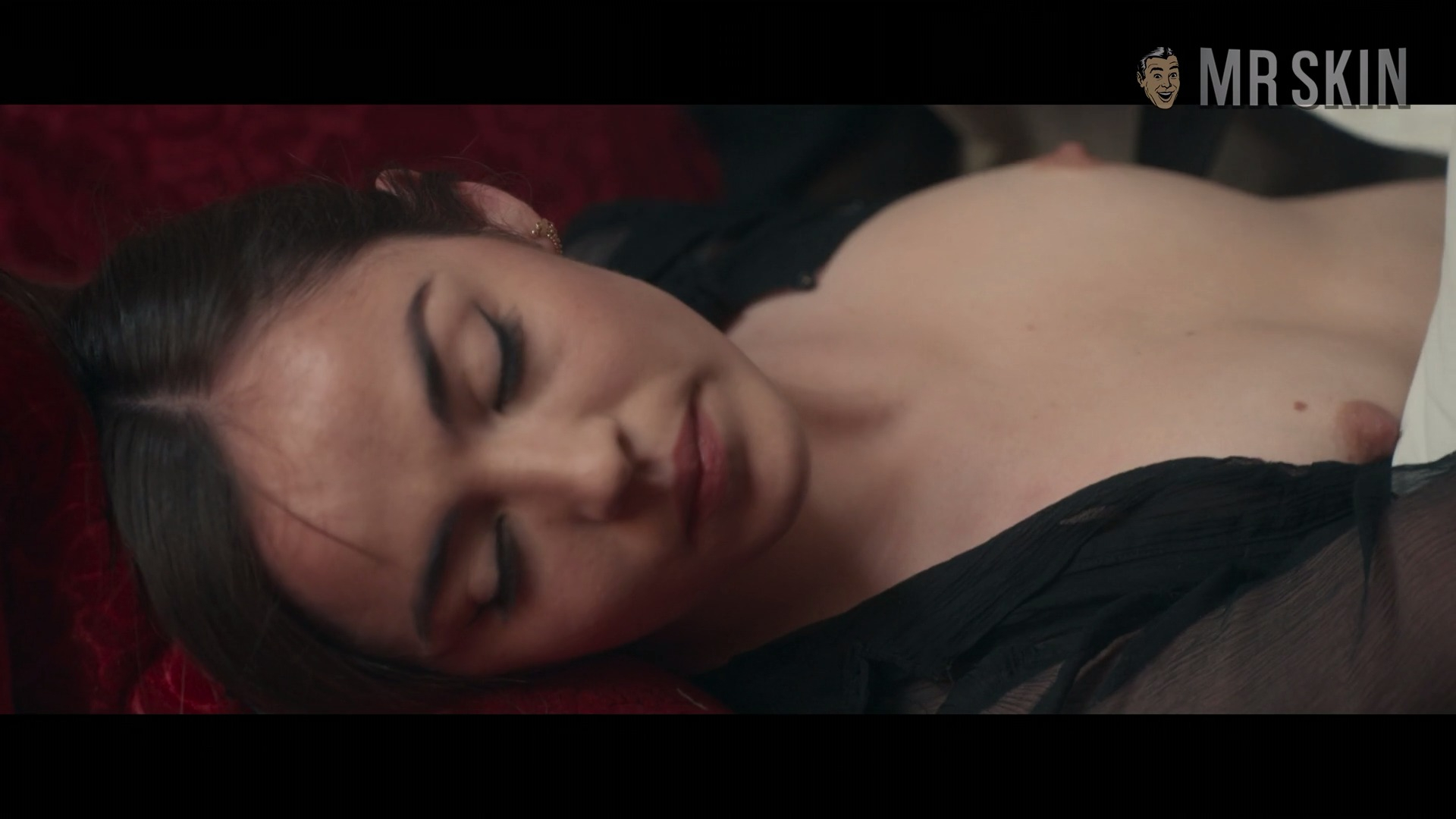 Garance Marillier Nude as Sidonie. Breasts, bush, butt. 320720