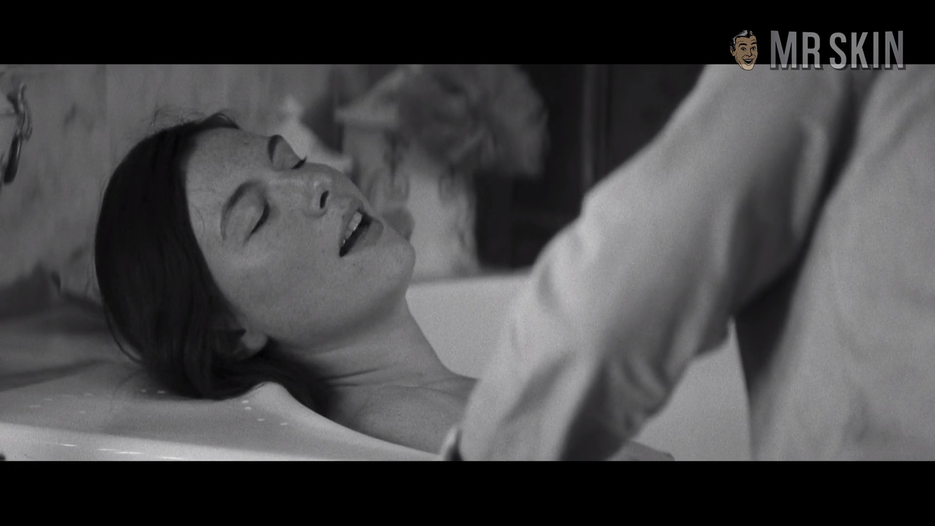 Louise Chevillotte Nude as Geneviève. Breasts, Sexy, bush, full frontal. 322064