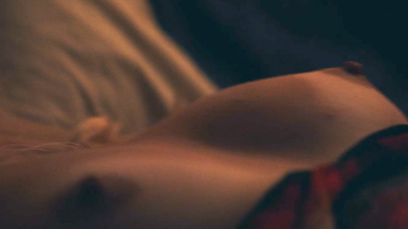 Julia Ragnarsson Naked in Blinded. Breasts, butt, right breast. 354703