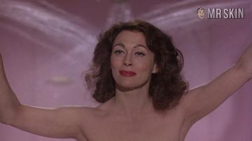 Faye Dunaway in Mommie Dearest (1981) Sexy Sexy 323309
