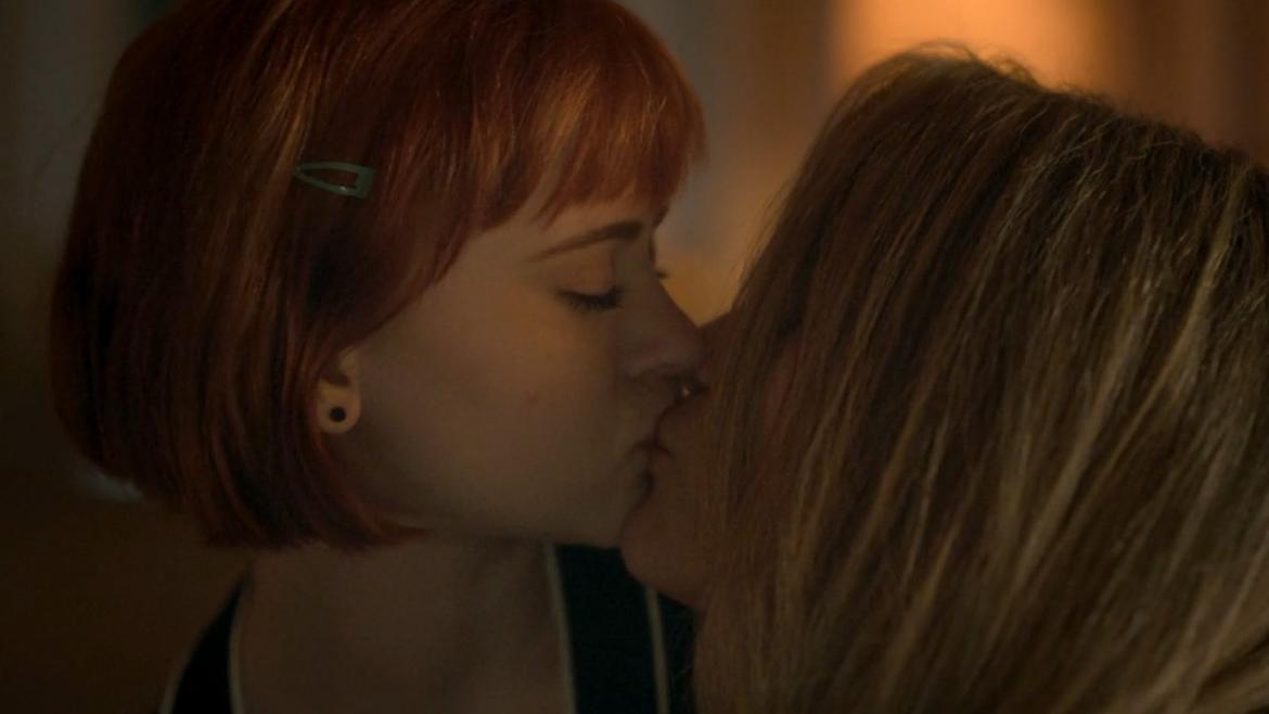 Paris Jackson, Sierra McCormick in American Horror Stories (2021-2023) Lesbian Sexy Lesbian Sexy 325223